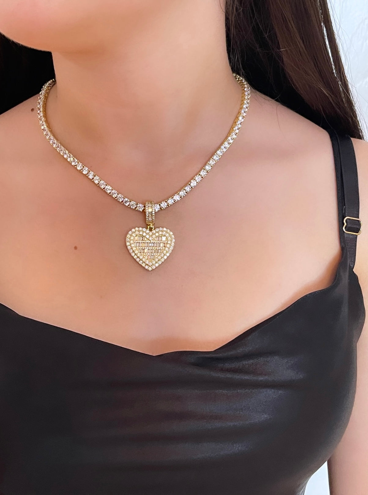 GOLD ICI HEART TENNIS NECKLACE