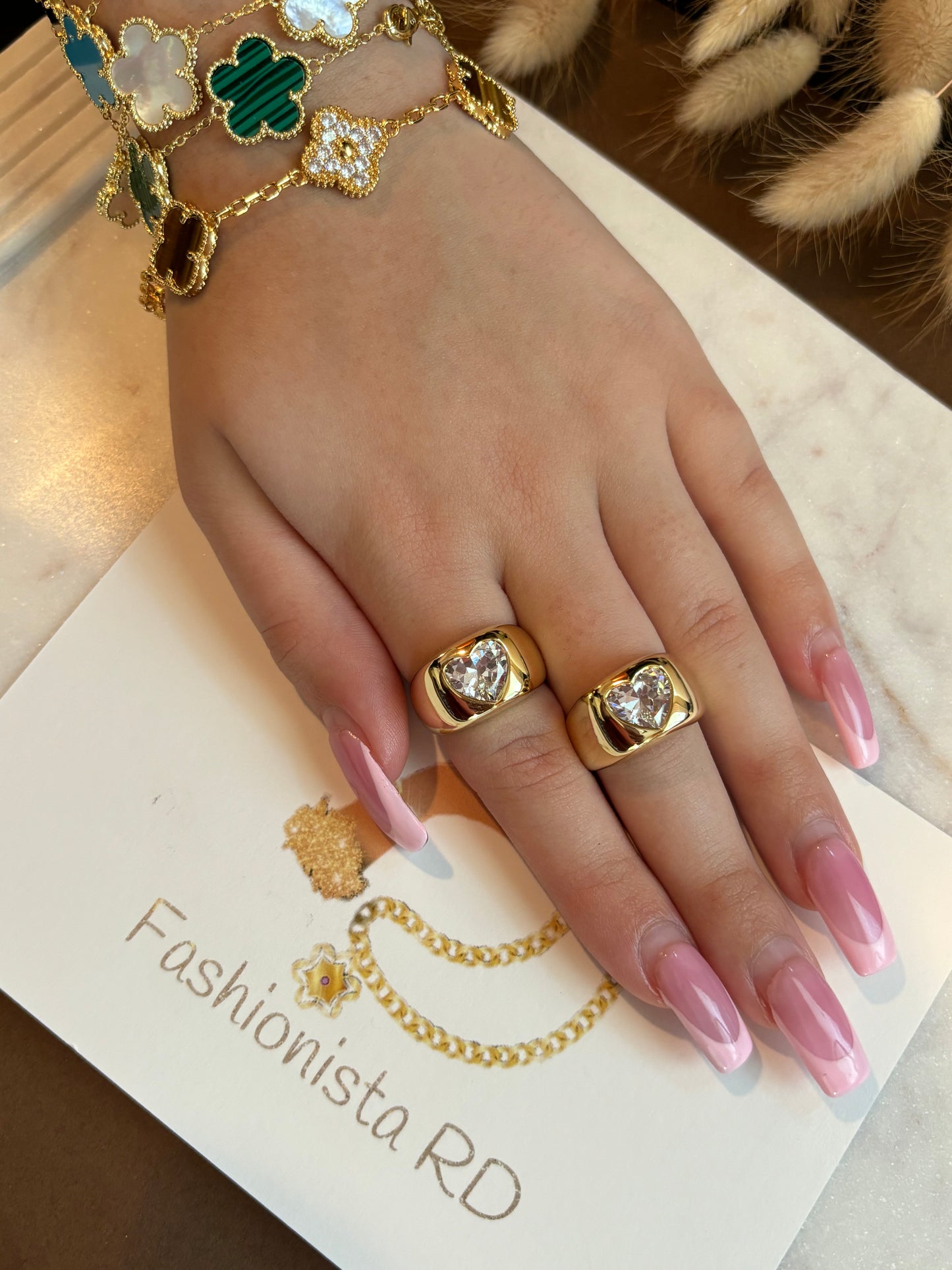 LOVE GOLD RING