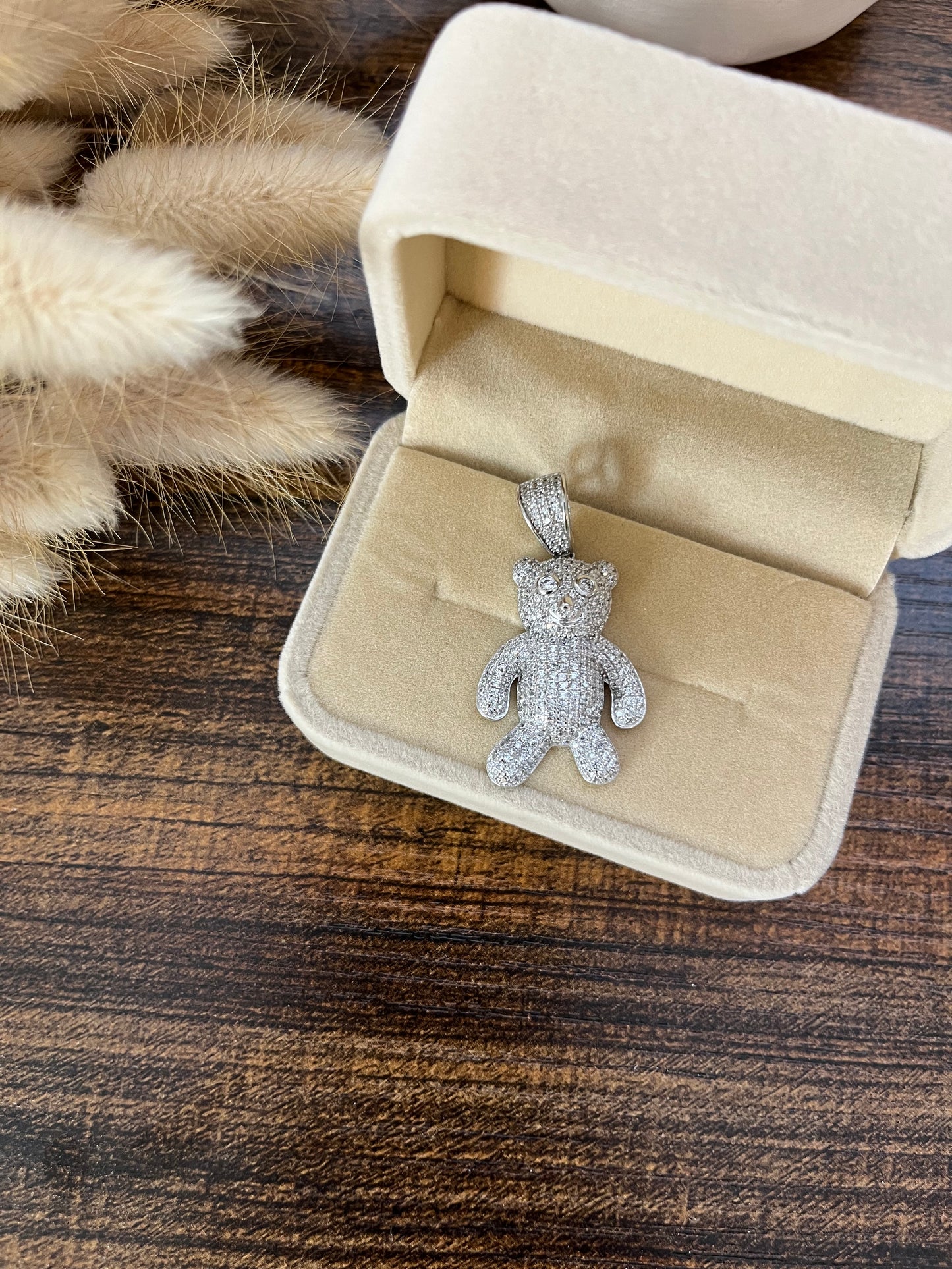 OSO SILVER PENDANT