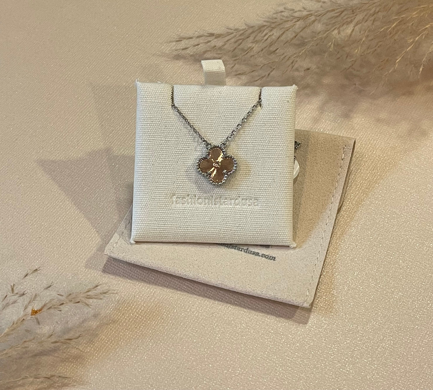 SILVER ROSE GOLD CLEEF NECKLACE