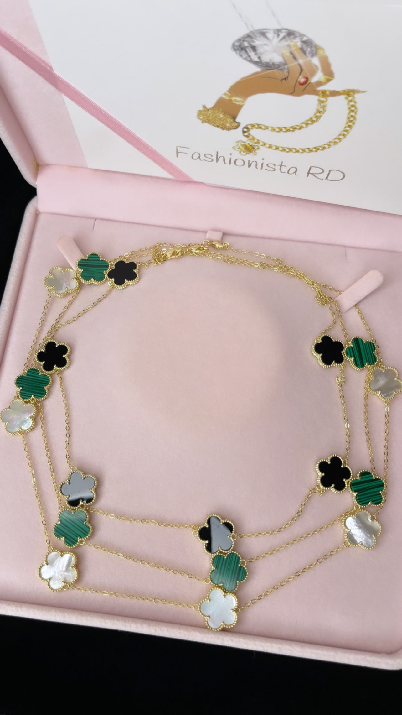 CLEFF CHOKER NECKLACE