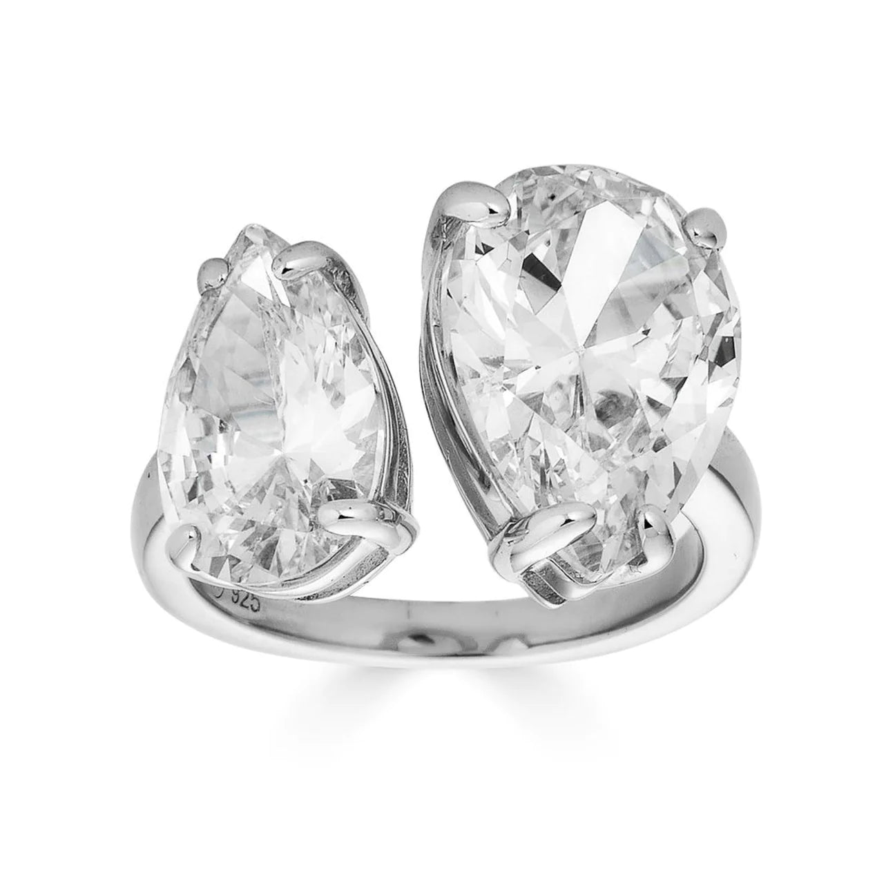 RIRI SILVER DIAMOND RING