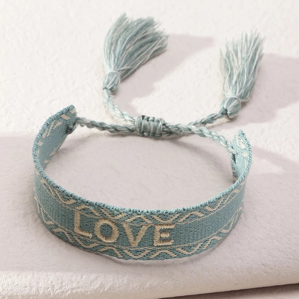 STRING BRACELET