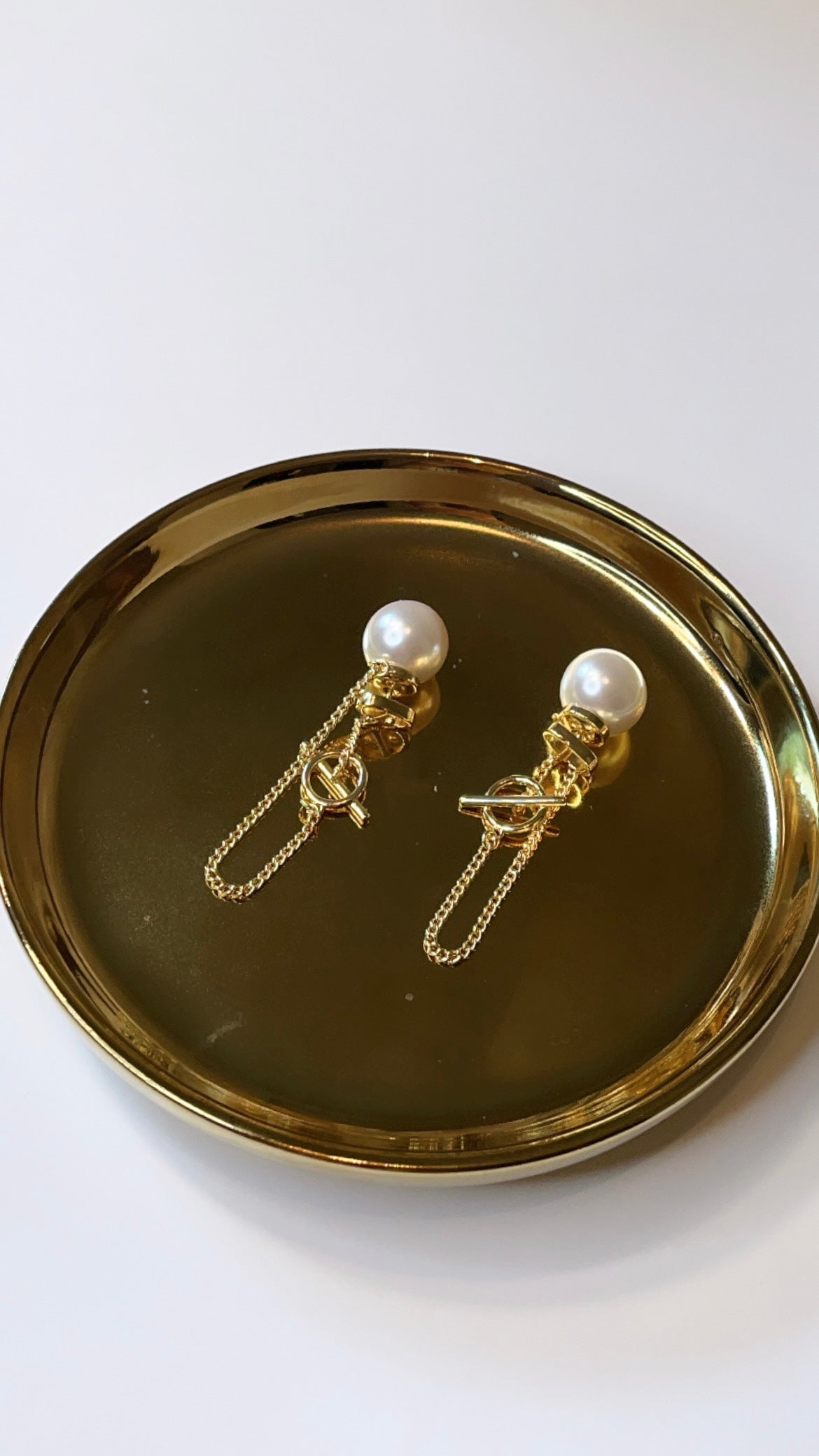 LARIZA PEARLS EARRINGS