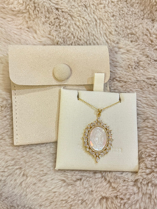 VIRGENCITA NECKLACE