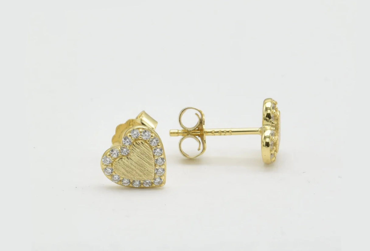 LITLLE GOLD HEART EARRING