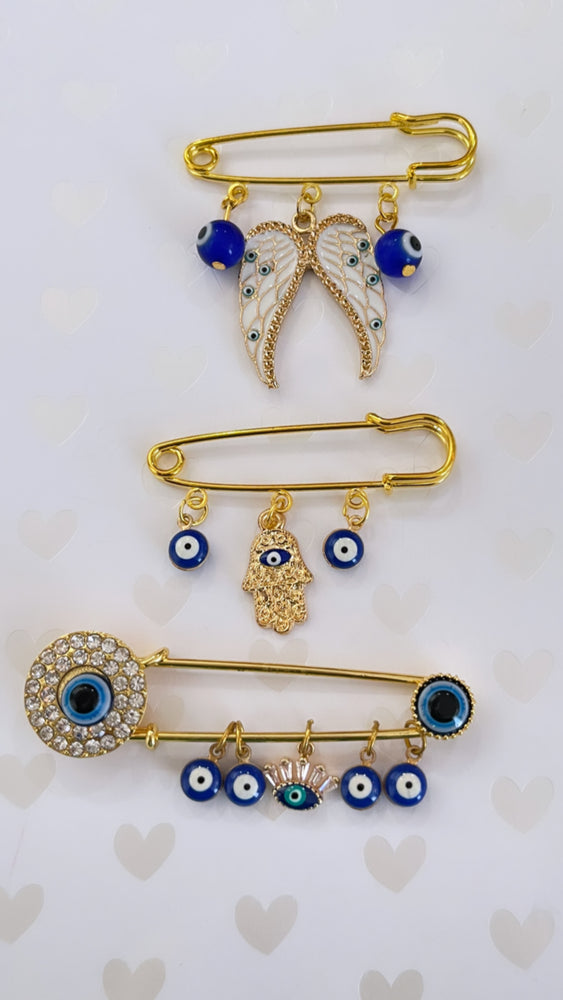 BROCHES