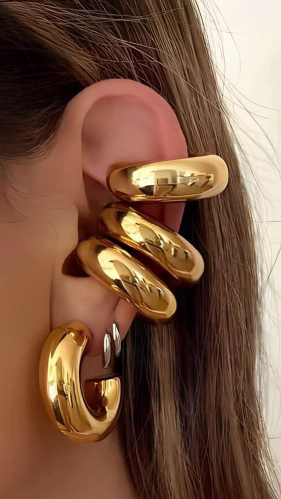 GIGI GOLD HOOPS