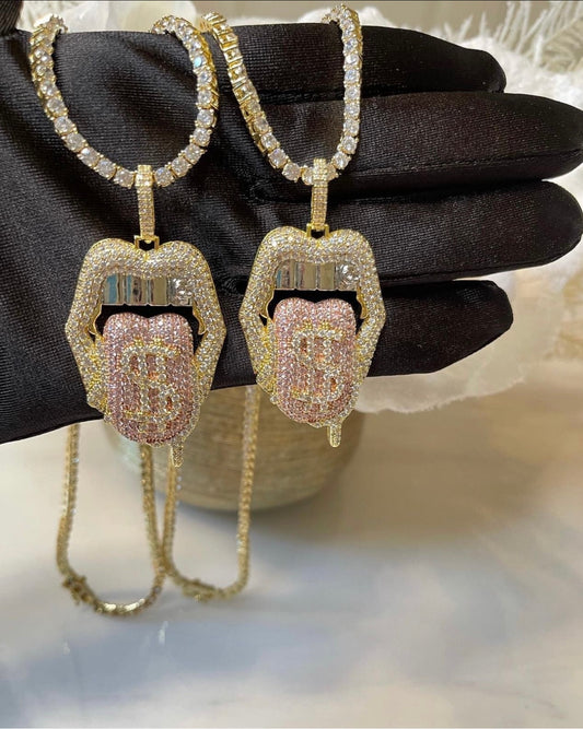 DAINA  GOLD NECKLACE