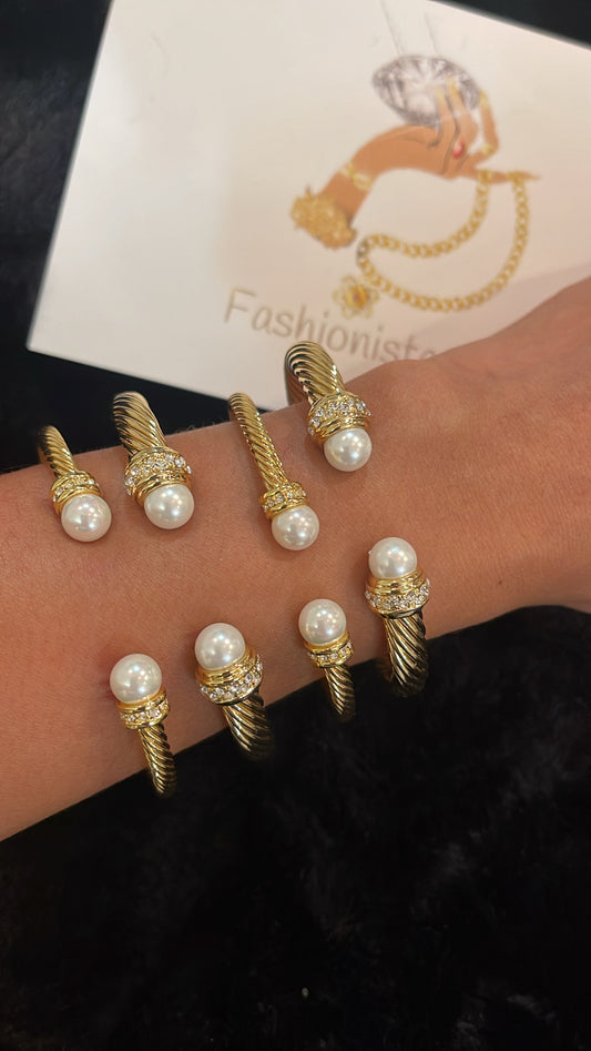 PEARLS BRACELET II