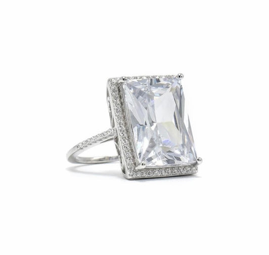 KIM DIAMOND RING